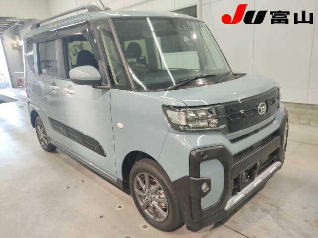 Daihatsu Tanto FUN Cross