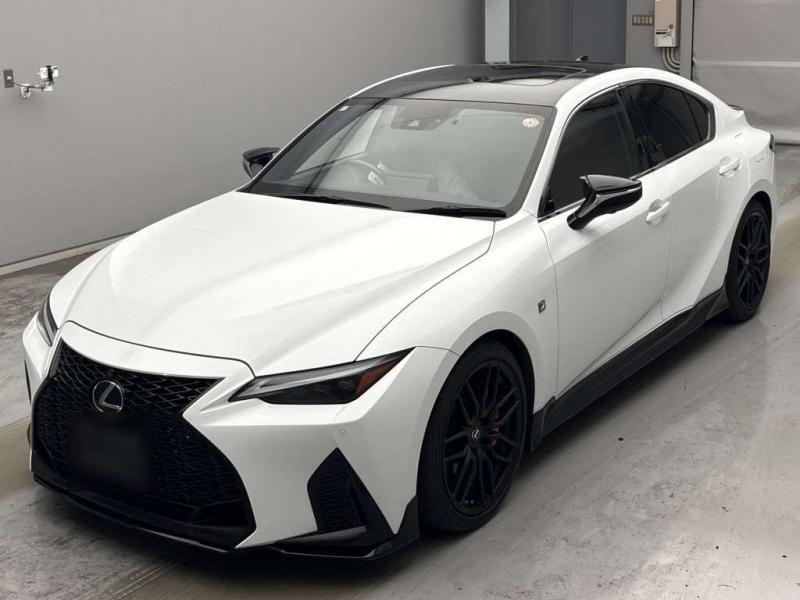 Lexus IS
