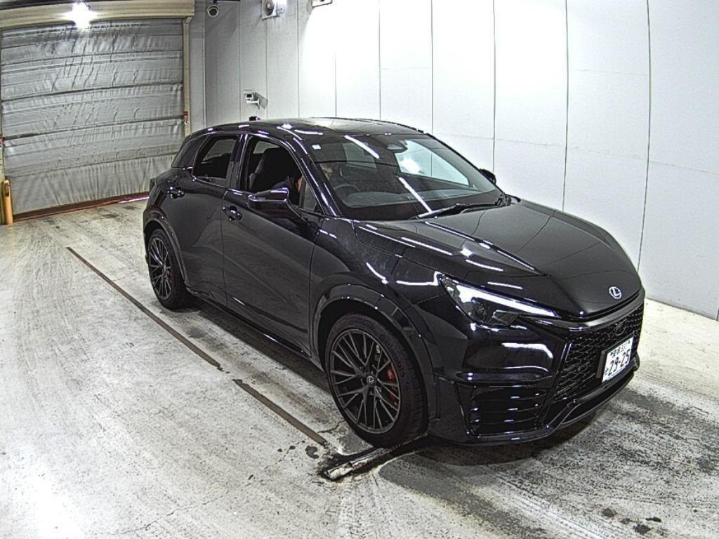 Lexus LBX