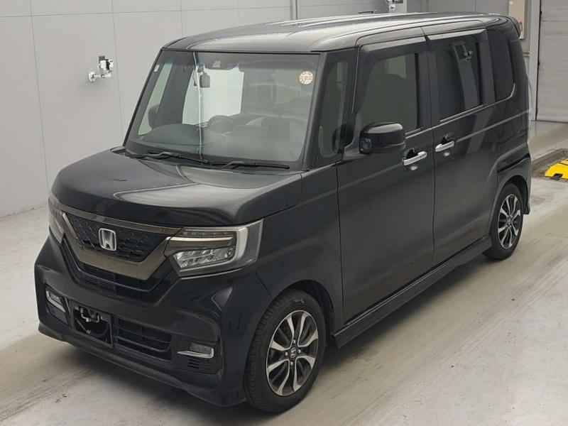 Honda N BOX Custom