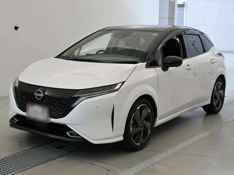 Nissan AURA