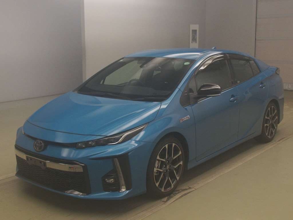 Toyota Prius PHV