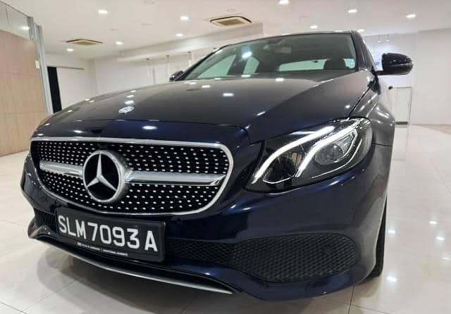 Mercedes-Benz E-Class E220D