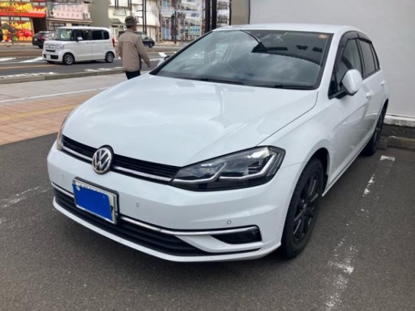 Volkswagen Golf Aucpt