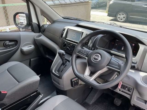 Nissan NV200