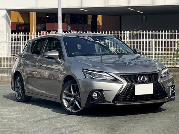 Lexus CT200h