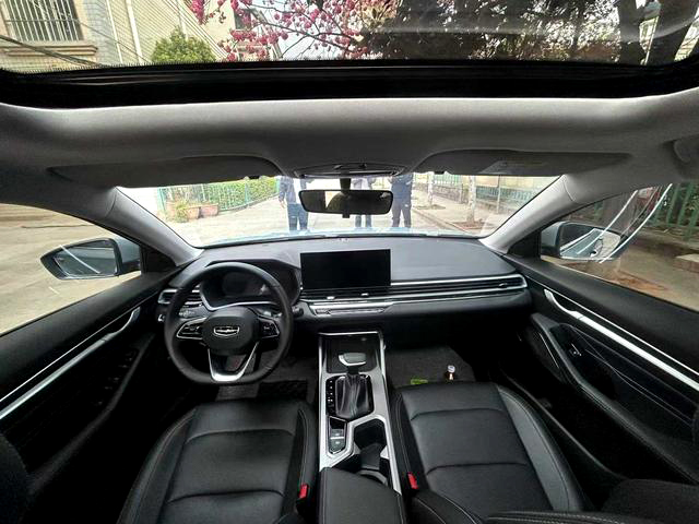 Geely Emgrand