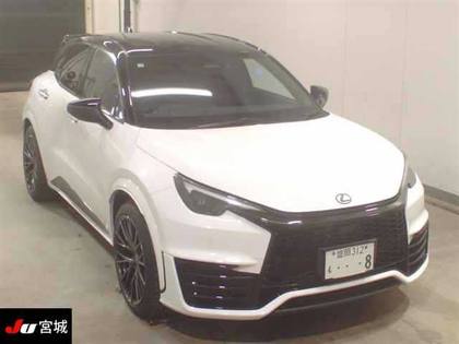 Lexus LBX